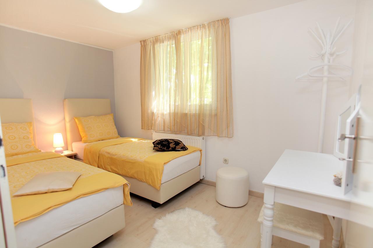 Apartment Eva Trogir Exterior foto