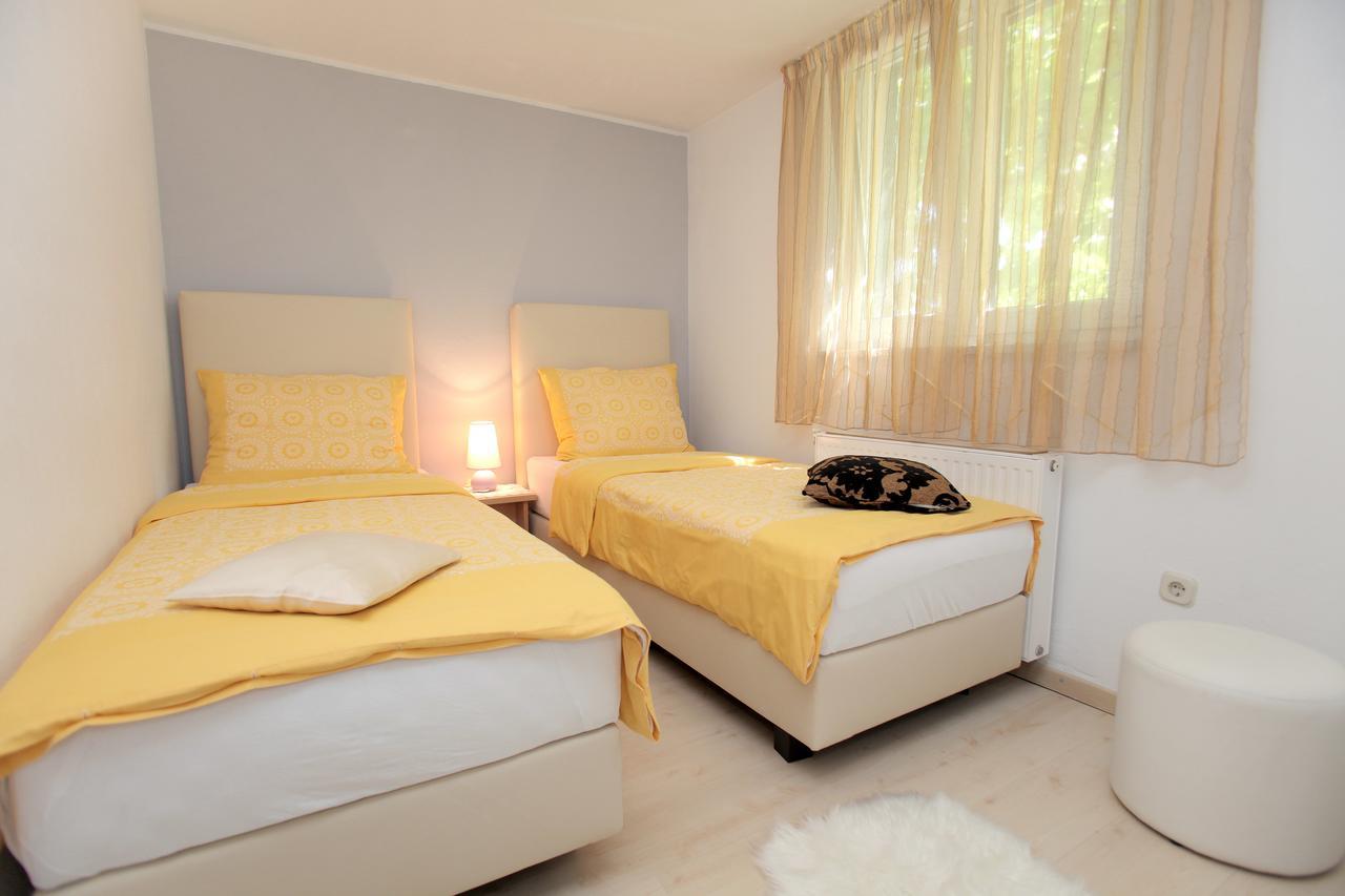 Apartment Eva Trogir Exterior foto