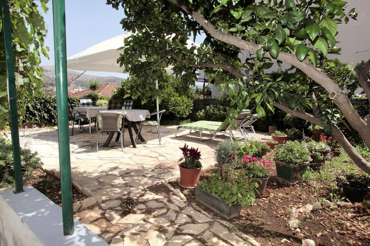 Apartment Eva Trogir Exterior foto