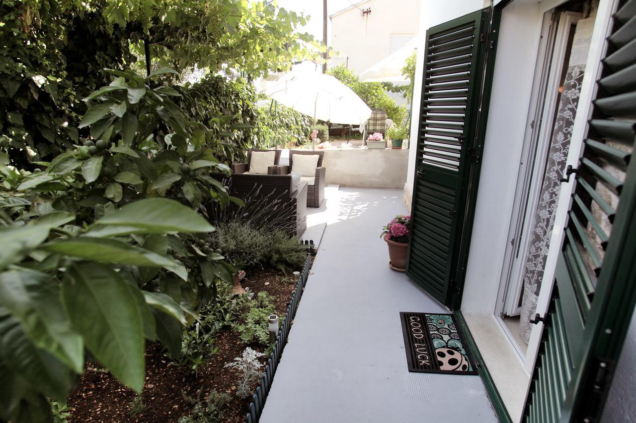 Apartment Eva Trogir Exterior foto